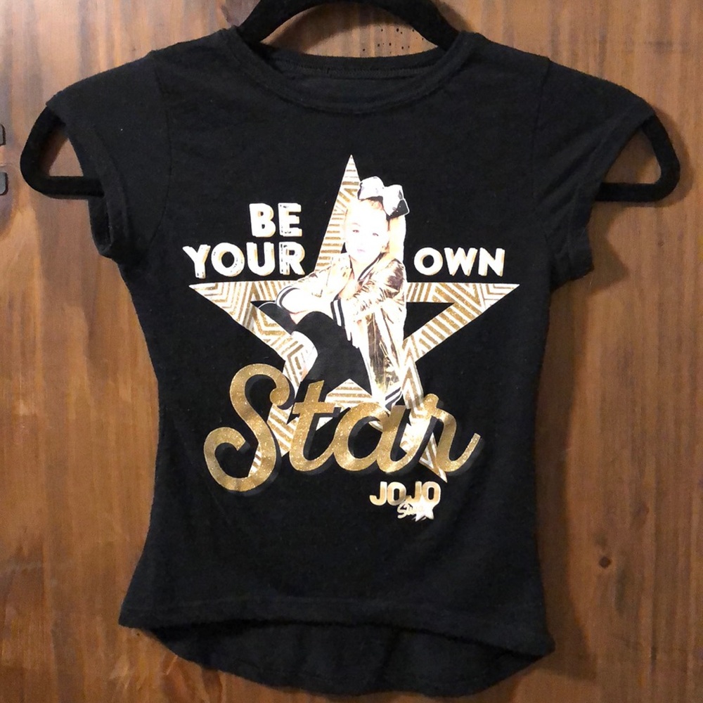 Tee shirt